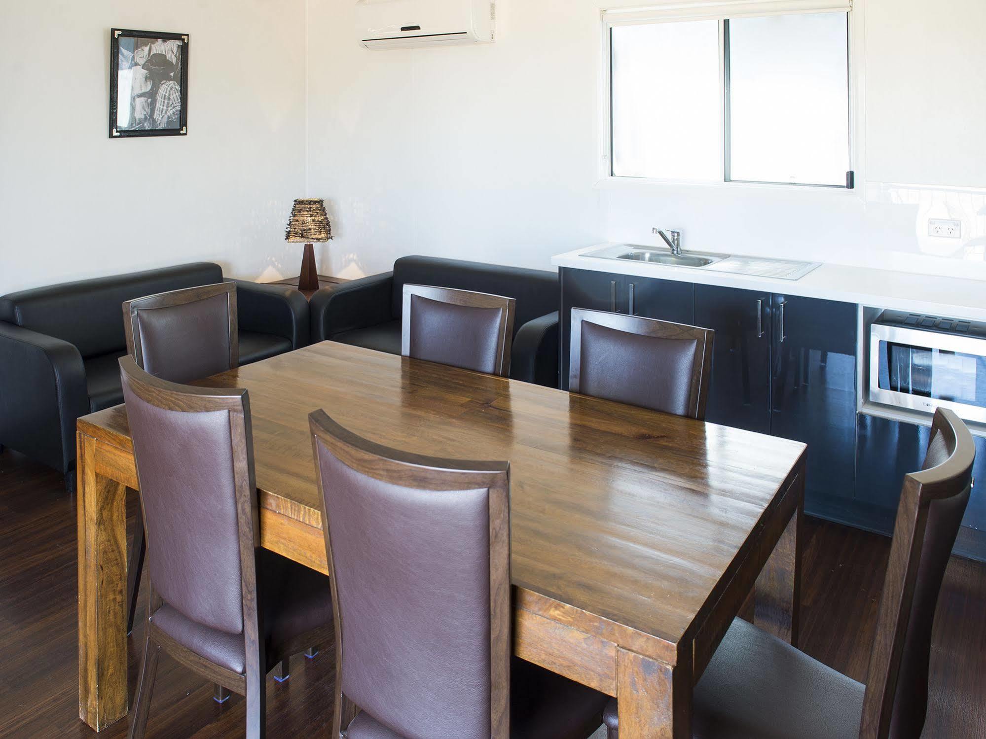Saltbush Retreat Villa Longreach Luaran gambar